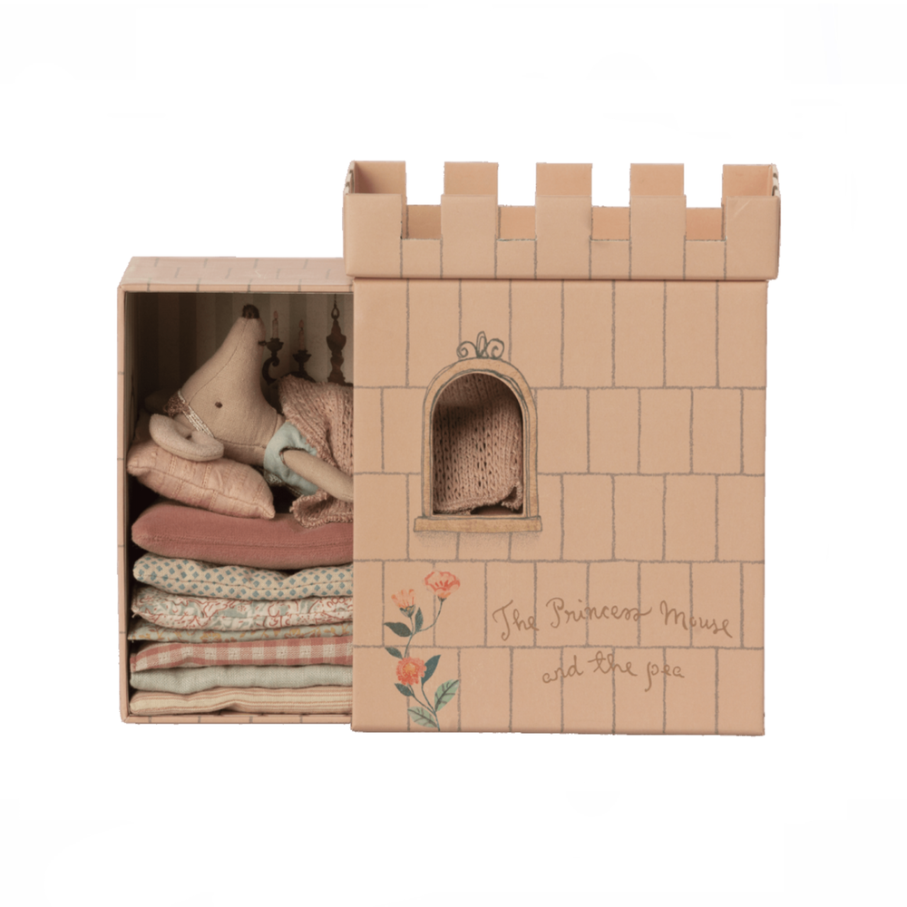 Maileg hračky /  Big myška princezná na hrášku Maileg s hradom - marhuľovo ružový 