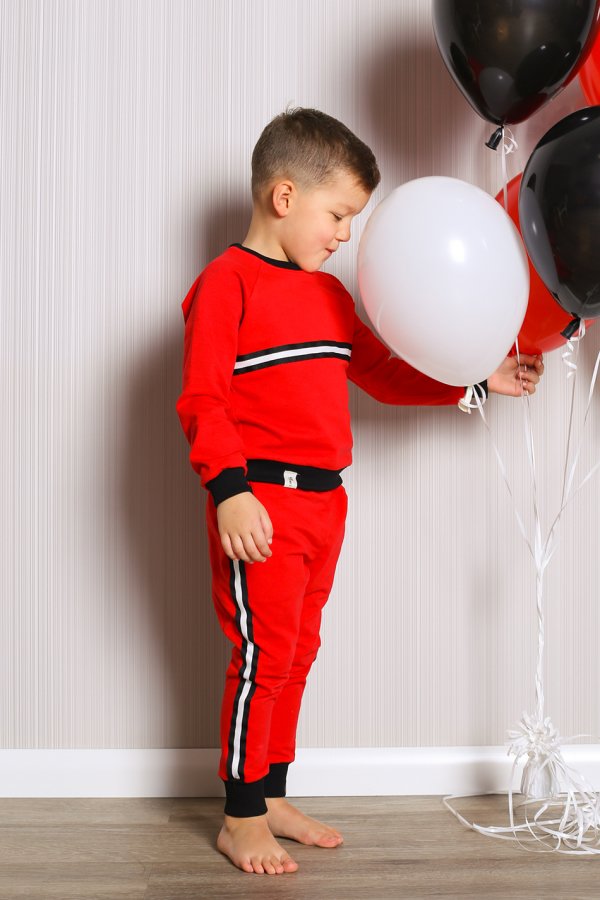 Nohavice, tepláky, pudláče /  Detské tepláky Stripe - červené 