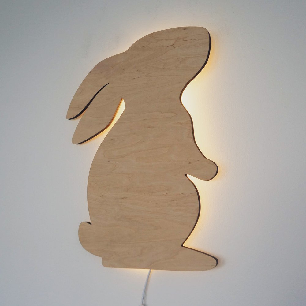 Lampy, osvetlenie /  Drevená lampa - zajac 