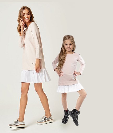 Mama a dcéra /  Set štýlové voľnočasové šaty mama a dcéra Be happy - Púdrovo ružové 