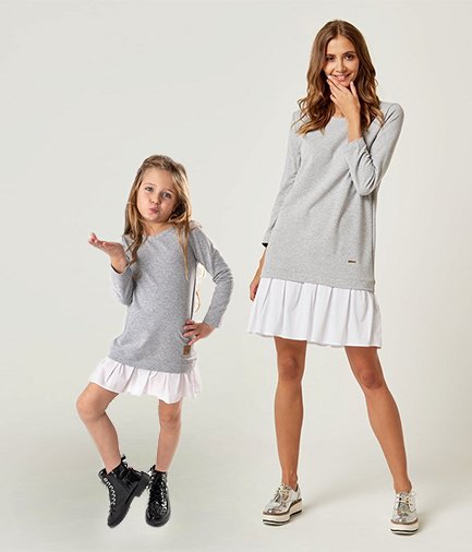 Mama a dcéra /  Set štýlové voľnočasové šaty mama a dcéra Be happy - Sivé 