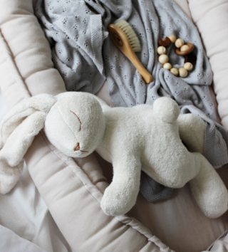 Oválne hniezda pre bábätko /  Detské hniezdo Pure Nature Exclusive - Light grey 