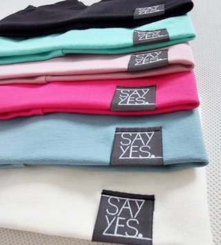 Čiapky, čelenky, šiltovky /  Čelenka korunka - mint 