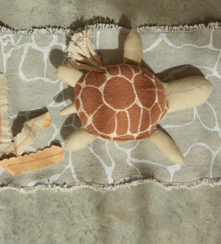 Knihy, puzzle a hry /  Detská hra - Ride a roll pod morom 