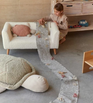 Knihy, puzzle a hry /  Detská hra - Ride a roll pod morom 