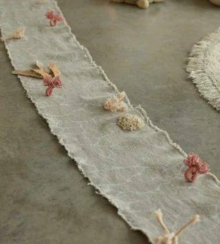 Knihy, puzzle a hry /  Detská hra - Ride a roll pod morom 