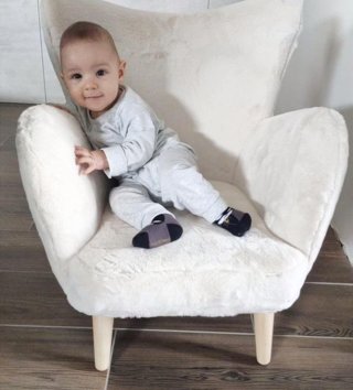 Kreslá /  Dizajnové detské kreslo s opierkami - Bunny cream 