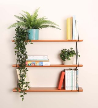 Poličky, vešiaky /  Dizajnová polička Triple Caramel 