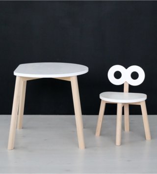 Stolíky /  Dizajnový detský stôl OOH NOO polmesiac - biely 