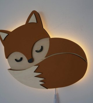 Lampy, osvetlenie /  Drevená lampa - roztomilá líška 