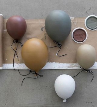 Doplnky /  Dekorácia na stenu keramický balónik ByON - bordový 