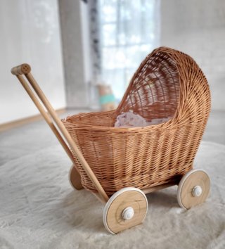 Kočíky pre bábiky /  Prútený kočík pre bábiky natural 
