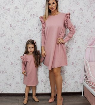 Dámske šaty, sukne /  Dámske šaty s dlhým rukávom Chloe - púdrovo ružové 