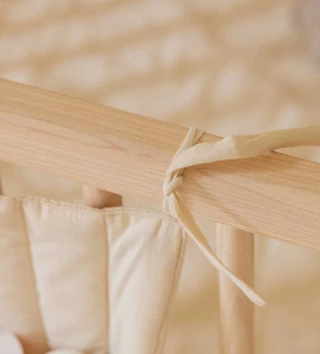 Koše na hračky, úložné boxy /  Vreckový organizér na postieľku - Benjamin natural 